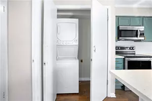 6520 Roswell Rd, Sandy Springs, GA 30328 - Photo 16