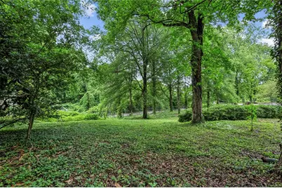 2346 Bolton Road, Atlanta, GA 30318 - Photo 16