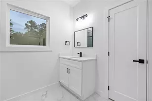 270 Honeysuckle Ave, Lawrenceville, GA 30046 - Photo 24