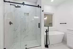 270 Honeysuckle Ave, Lawrenceville, GA 30046 - Photo 18