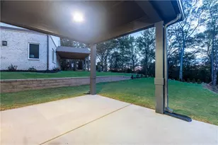 270 Honeysuckle Ave, Lawrenceville, GA 30046 - Photo 32