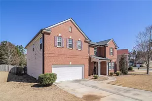 93 Branch Valley Dr, Dallas, GA 30132 - Photo 2