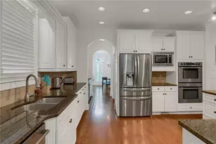 7967 Magnolia Square, Atlanta, GA 30350 - Photo 8