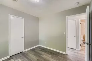 8958 Sterling Ridge Ln, Jonesboro, GA 30238 - Photo 16