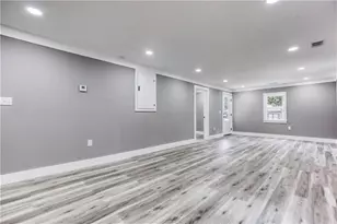 206 Walker Dr, Monroe, GA 30655 - Photo 10