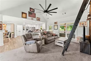 352 Jim Grizzle Rd, Royston, GA 30662 - Photo 8