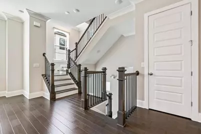 597 Broadview Place NE, Atlanta, GA 30324 - Photo 12