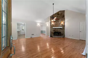 18 Adair Dr, Taylorsville, GA 30178 - Photo 6