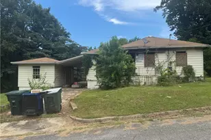 999 Ponce De Leon Cir N, Macon, GA 31206 - Photo 1