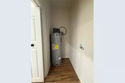 633 Langston Drive SW, Atlanta, GA 30315 - Photo 12