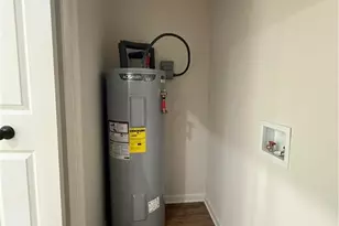 633 Langston Dr SW, Atlanta, GA 30315 - Photo 12