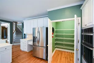 3010 Brookeview Ct, Alpharetta, GA 30022 - Photo 14