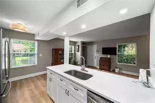 1305 Surrey Ln SW, Marietta, GA 30008 - Photo 8