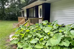 5847 Pinetree Ln, Rex, GA 30273 - Photo 4