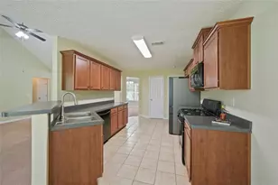 6345 Aarons Way, Flowery Branch, GA 30542 - Photo 14