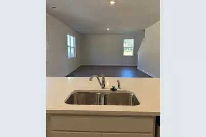 210 Bullock Pass, Jefferson, GA 30549 - Photo 4