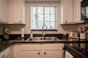 6940 Roswell Rd, Atlanta, GA 30328 - Photo 10