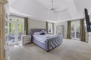 105 Grogans Lake Dr, Atlanta, GA 30350 - Photo 10