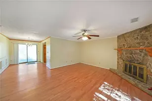 3884 Wood Path Dr, Stone Mountain, GA 30083 - Photo 4