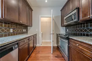 901 Abernathy Rd NE, Atlanta, GA 30328 - Photo 16