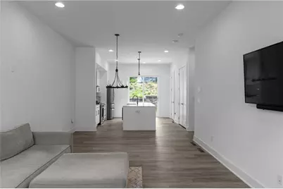 1261 Chelsea Circle, Atlanta, GA 30318 - Photo 10