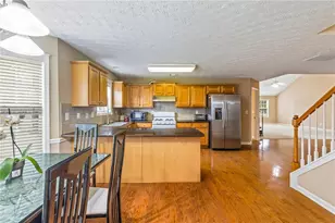 3345 Stoneleigh Run Dr, Buford, GA 30519 - Photo 18