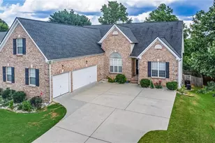 3345 Stoneleigh Run Dr, Buford, GA 30519 - Photo 6