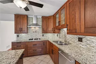 1047 Retner Dr SW, Mableton, GA 30126 - Photo 16