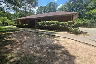 6385 Lower Dixie Lake Rd, Union City, GA 30291 - Photo 38