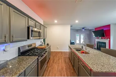 3825 Hempstead Way, Atlanta, GA 30331 - Photo 2