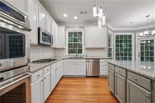 1602 Telfair Chase Way, Lawrenceville, GA 30043 - Photo 2