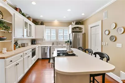 405 Brentwood Drive NE, Atlanta, GA 30305 - Photo 8