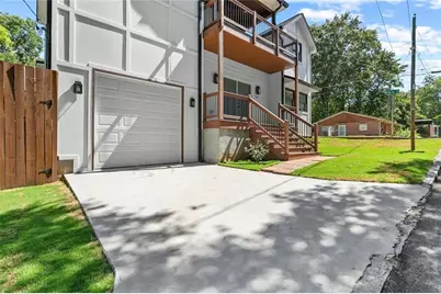 369 Delevan Street SW, Atlanta, GA 30310 - Photo 2