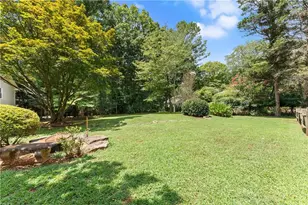 3663 Stonelake Ct SW, Lilburn, GA 30047 - Photo 54