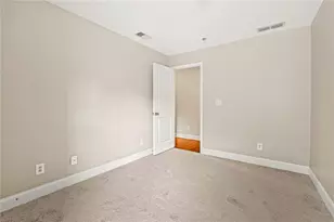 704 Madison Ln S E, Smyrna, GA 30080 - Photo 16