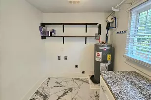 375 Atwood St SW, Atlanta, GA 30310 - Photo 24