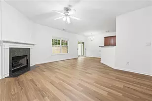 350 Creek Manor Way, Suwanee, GA 30024 - Photo 14