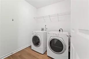 350 Creek Manor Way, Suwanee, GA 30024 - Photo 16