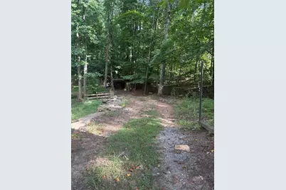 5626 Sallee Avenue, Oakwood, GA 30566 - Photo 2