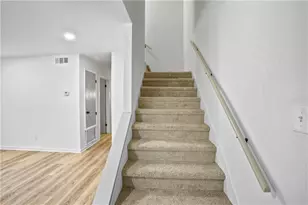 2386 Lawrenceville Hwy, Decatur, GA 30033 - Photo 2