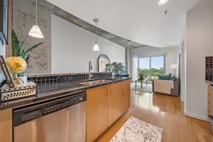 250 Pharr Rd NE, Atlanta, GA 30305 - Photo 6