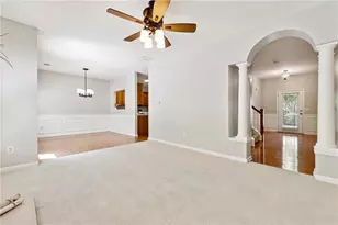 226 Parc View Ln, Woodstock, GA 30188 - Photo 4