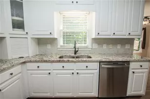 1426 Brighton Pl, Loganville, GA 30052 - Photo 10