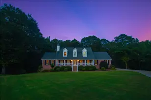 1426 Brighton Pl, Loganville, GA 30052 - Photo 4