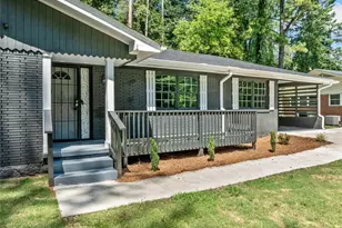 1905 Fort Valley Dr SW, Atlanta, GA 30311 - Photo 2