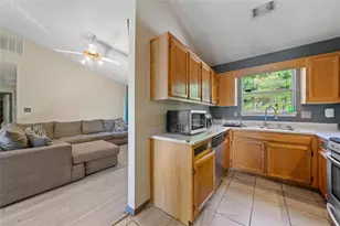 7106 Oakwood Cir, Rex, GA 30273 - Photo 8