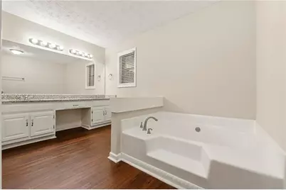 4203 W Mill Trail NW, Kennesaw, GA 30152 - Photo 10