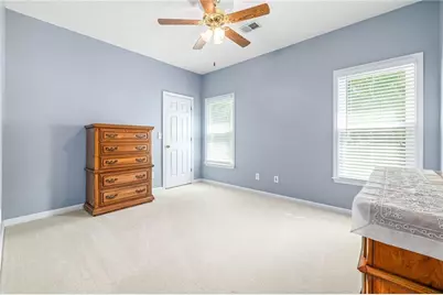 3145 Parks Run, Loganville, GA 30052 - Photo 24