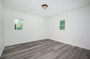 2026 Lisbon Dr SW, Atlanta, GA 30310 - Photo 18