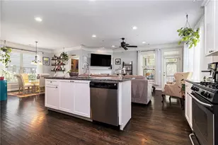 1647 Dupont Commons Dr NW, Atlanta, GA 30318 - Photo 10